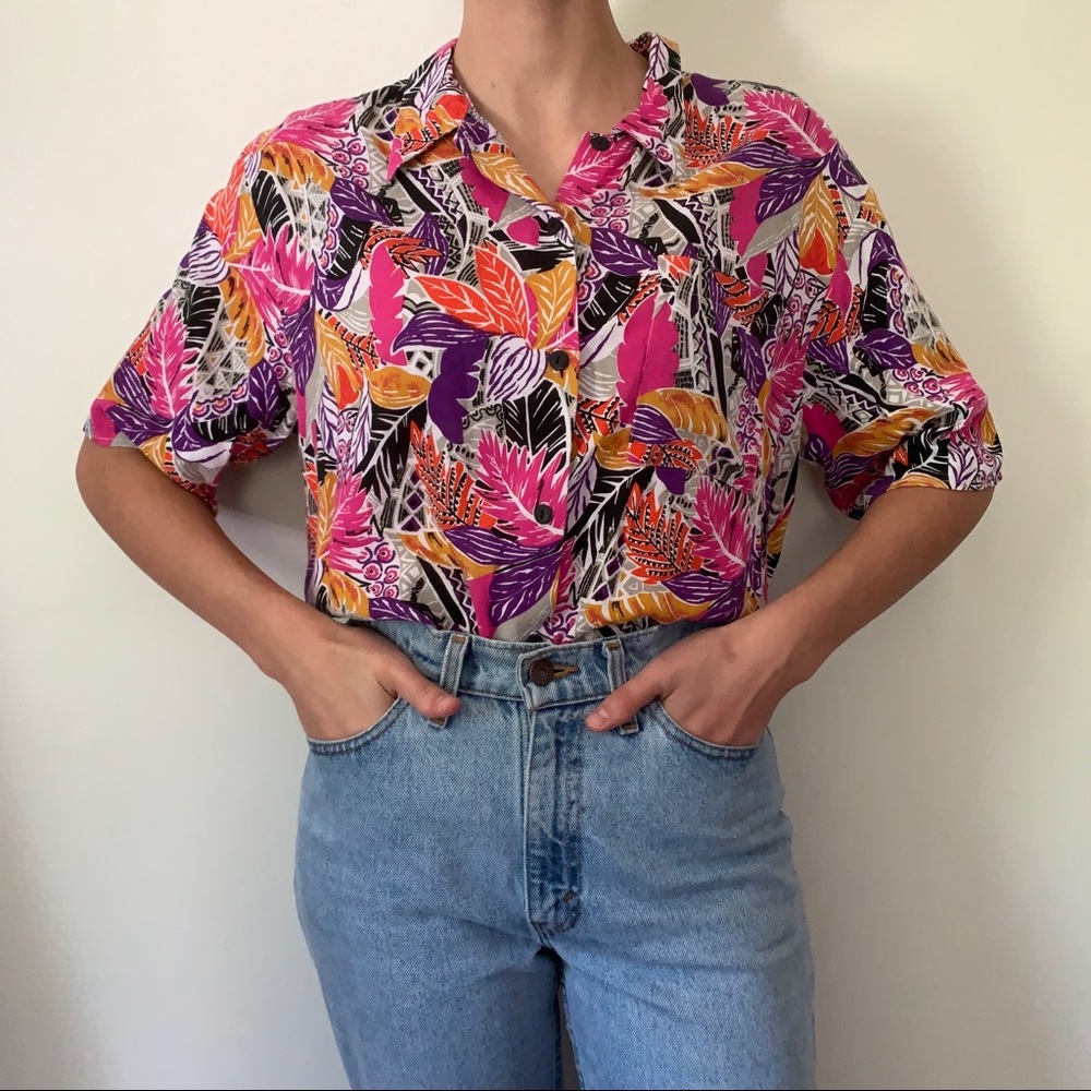 Vintage 80s/90’s Wearable Art Floral Purple Pink Yellow Short-Sleeved Shirt